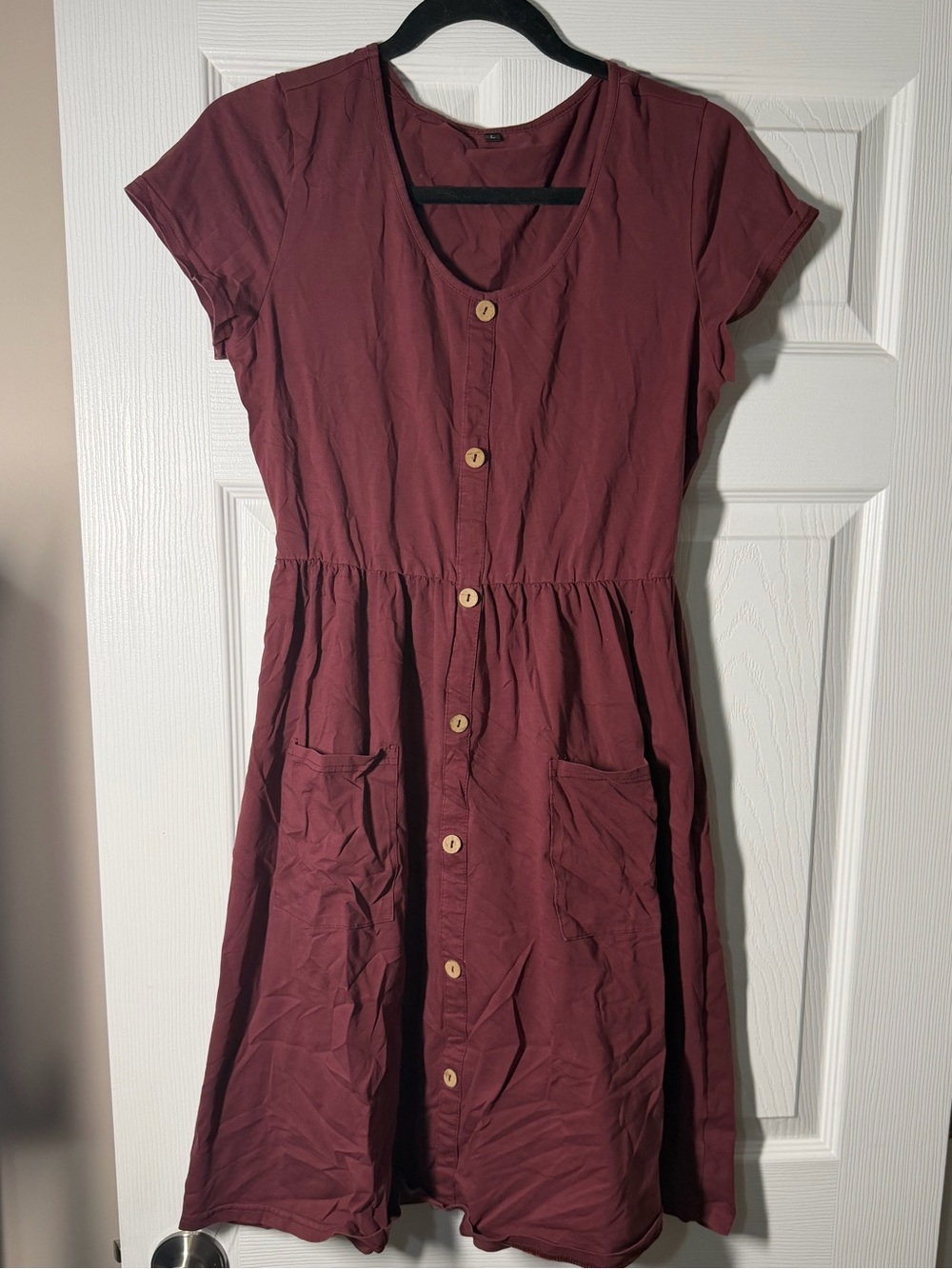 Button-Front Short Sleeve Midi Dress in Burgundy